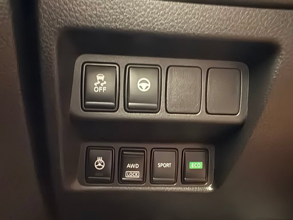 Used 2022 Nissan Rogue Sport SL AWD/4WD image 8