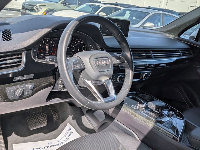 Used 2018 Audi Q7 3.0T Prestige AWD/4WD image 11