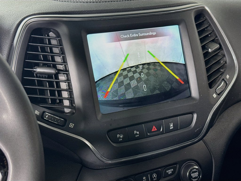 Used 2023 Jeep Cherokee Altitude Lux w/ Lux Elite Package AWD/4WD image 14