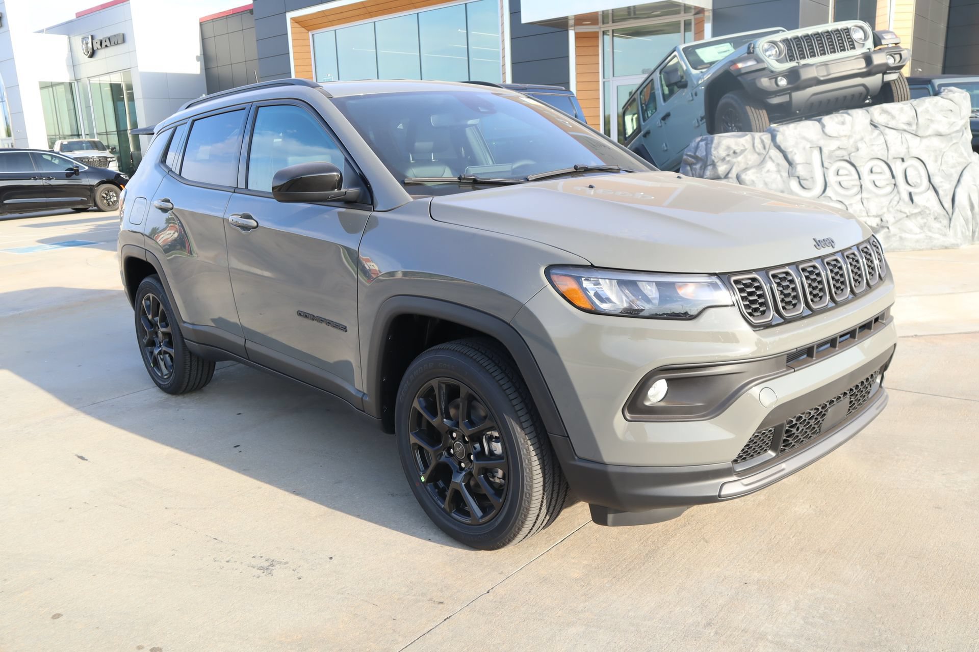 New 2026 Jeep Compass Latitude