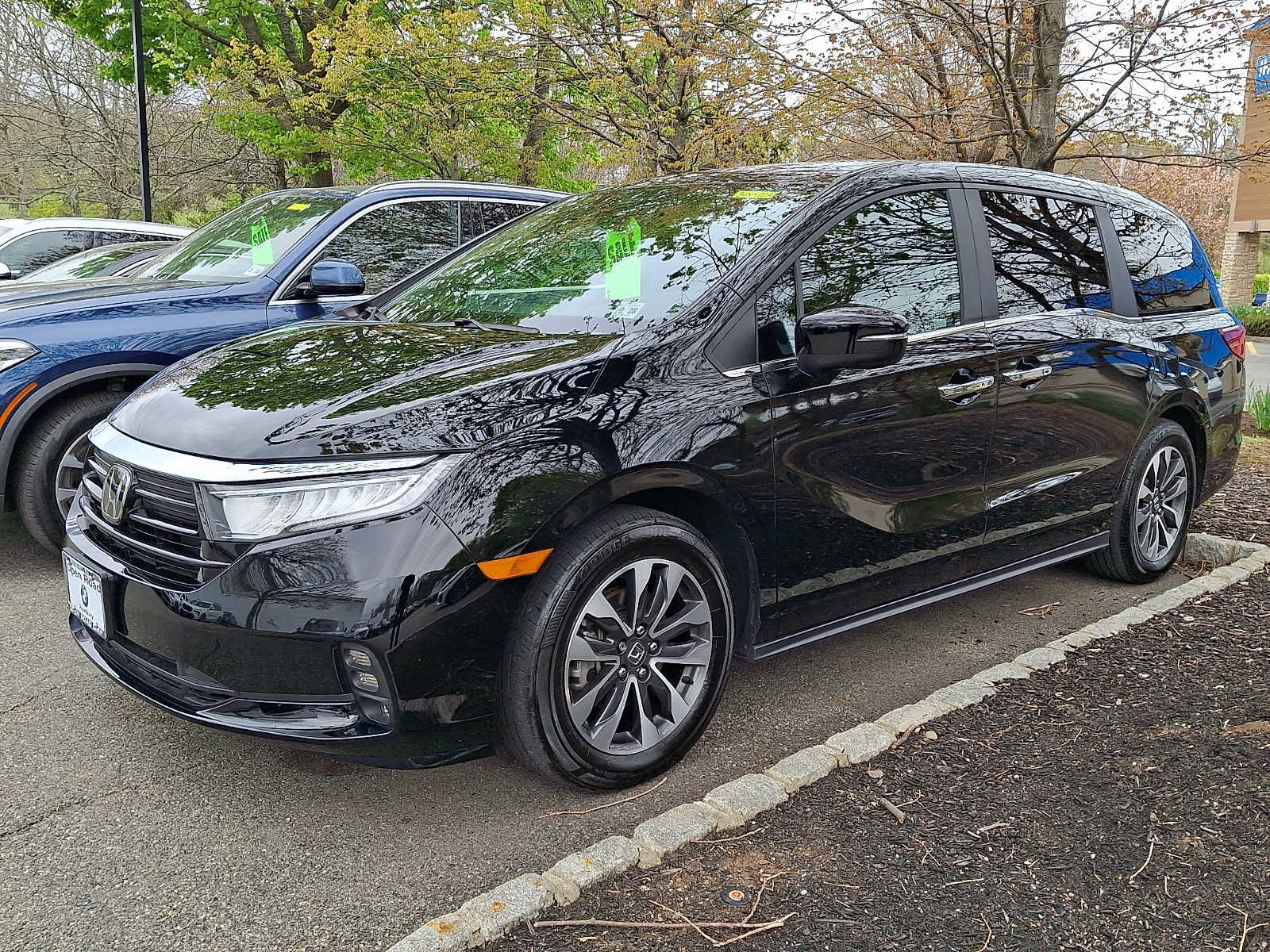 Used 2023 Honda Odyssey EX-L image 3