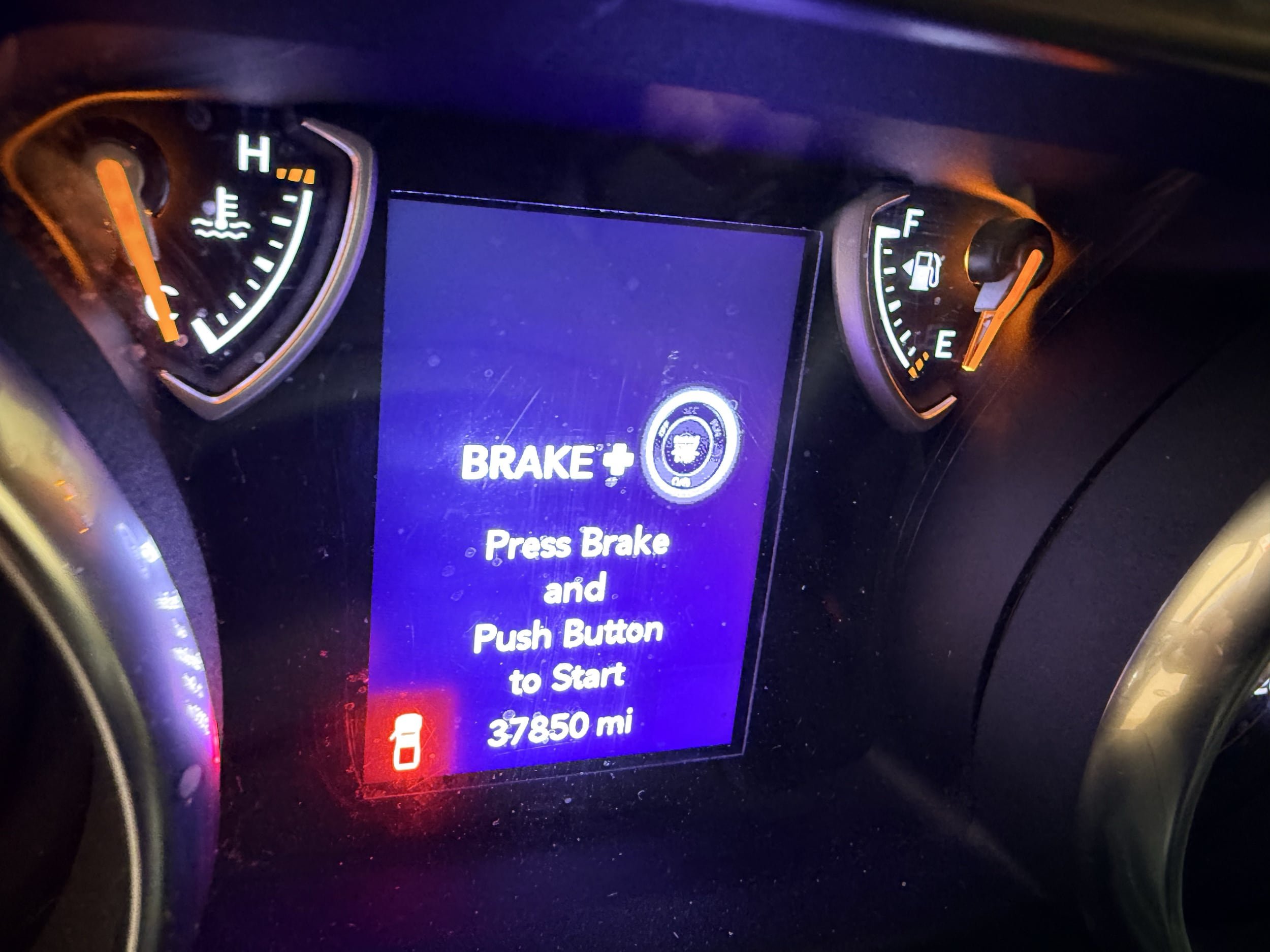 Used 2023 Jeep Gladiator Sport AWD/4WD image 5