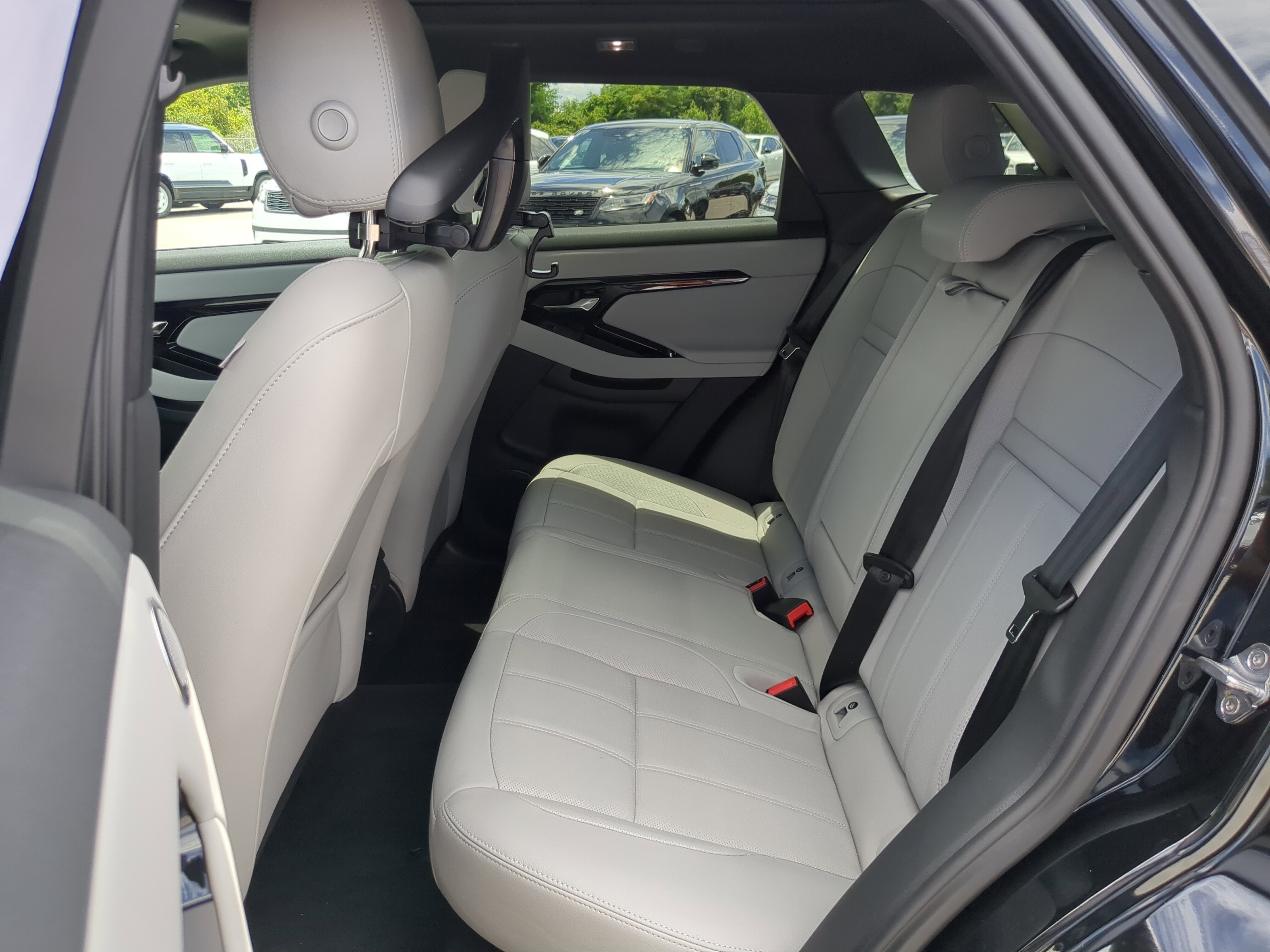 New 2026 Land Rover Range Rover Evoque S image 14