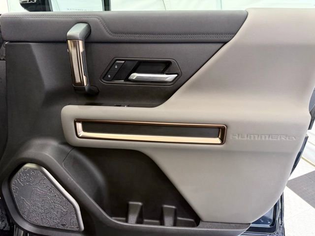 Used 2025 GMC Hummer EV 3X image 22