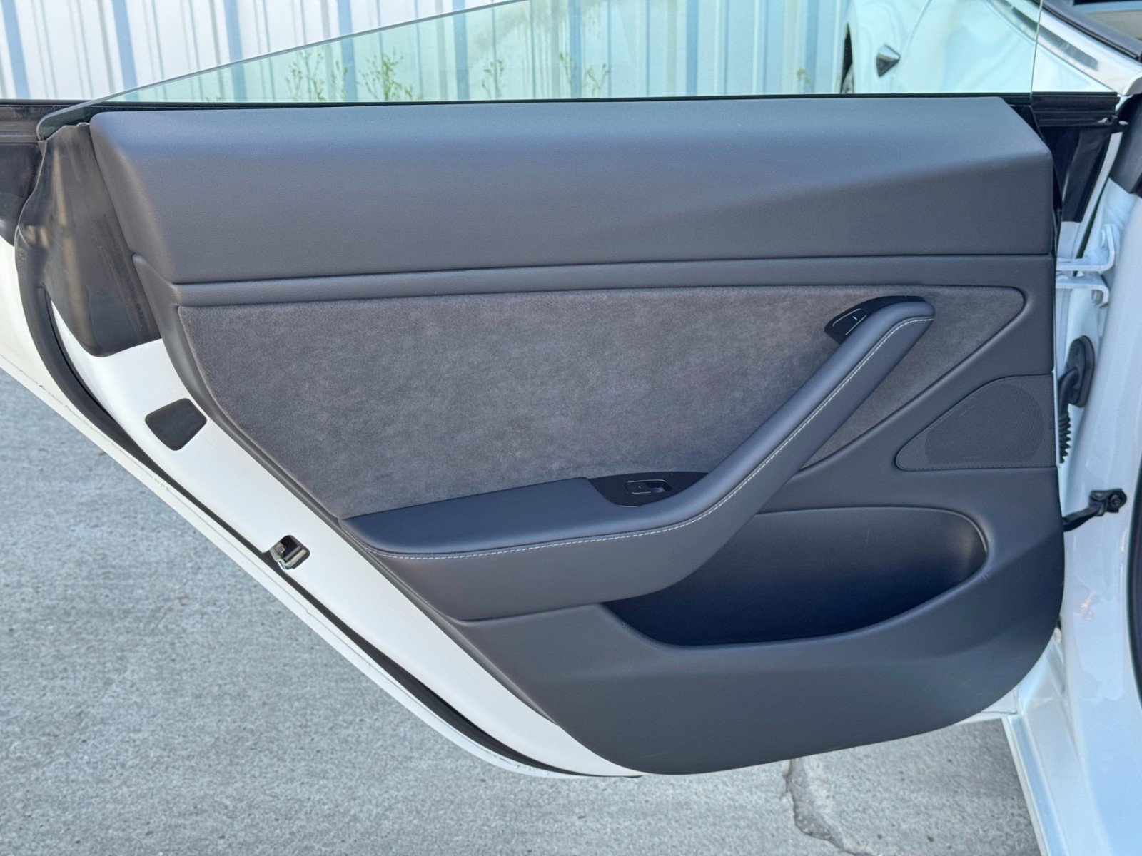 Used 2018 Tesla Model 3 Long Range image 42