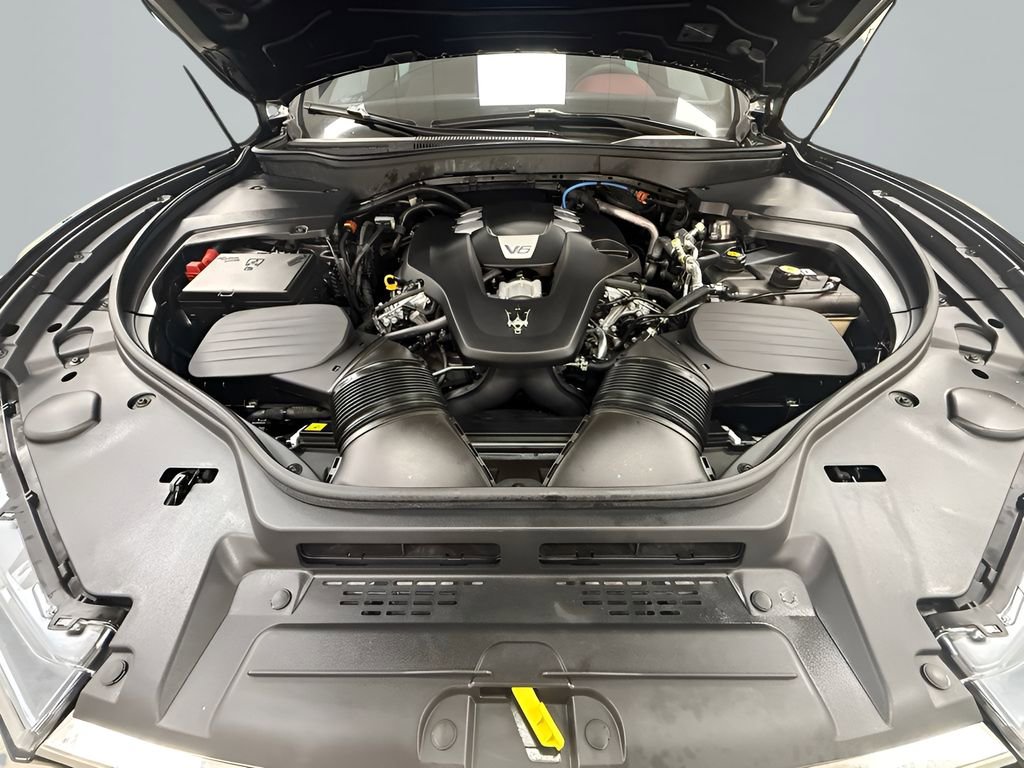 Used 2022 Maserati Levante GT image 22