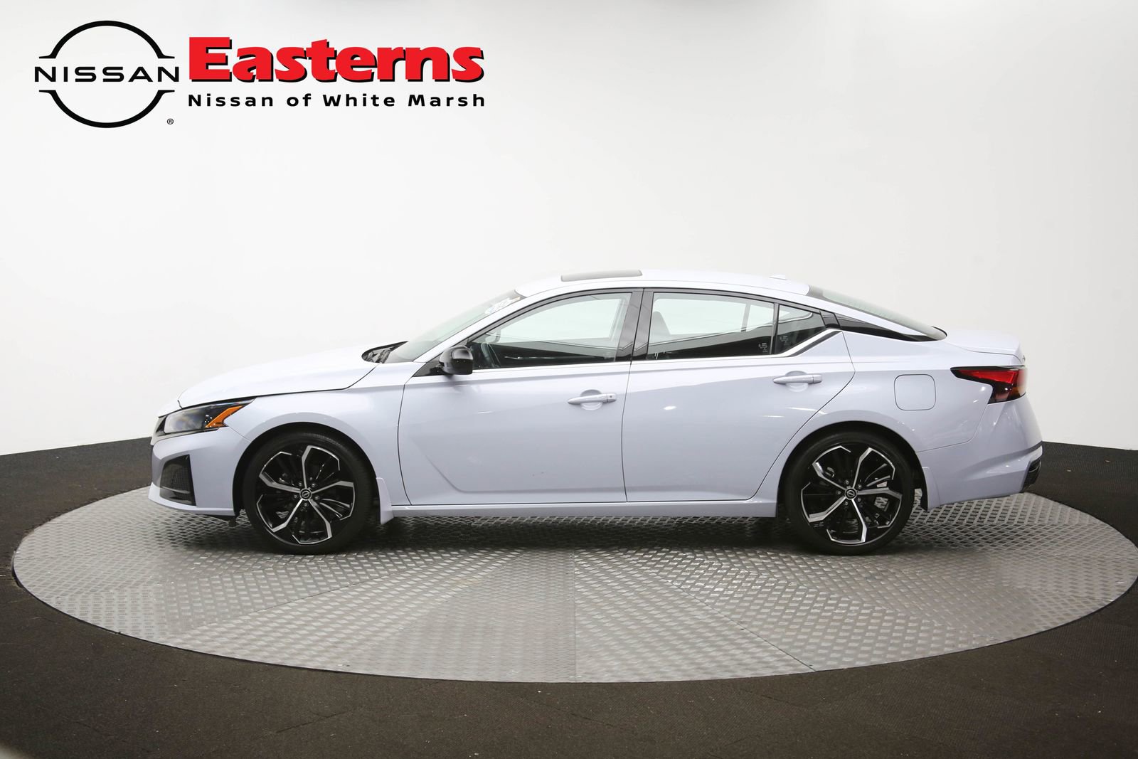 Used 2023 Nissan Altima 2.5 SR w/ SR Premium Package FWD image 60
