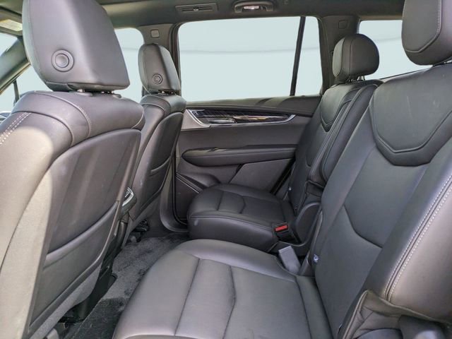 Used 2025 Cadillac XT6 Premium Luxury image 15