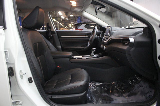 Used 2023 Nissan Altima 2.5 SR image 22