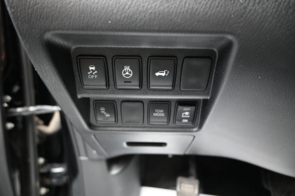 Used 2020 Nissan Pathfinder SL AWD/4WD image 12