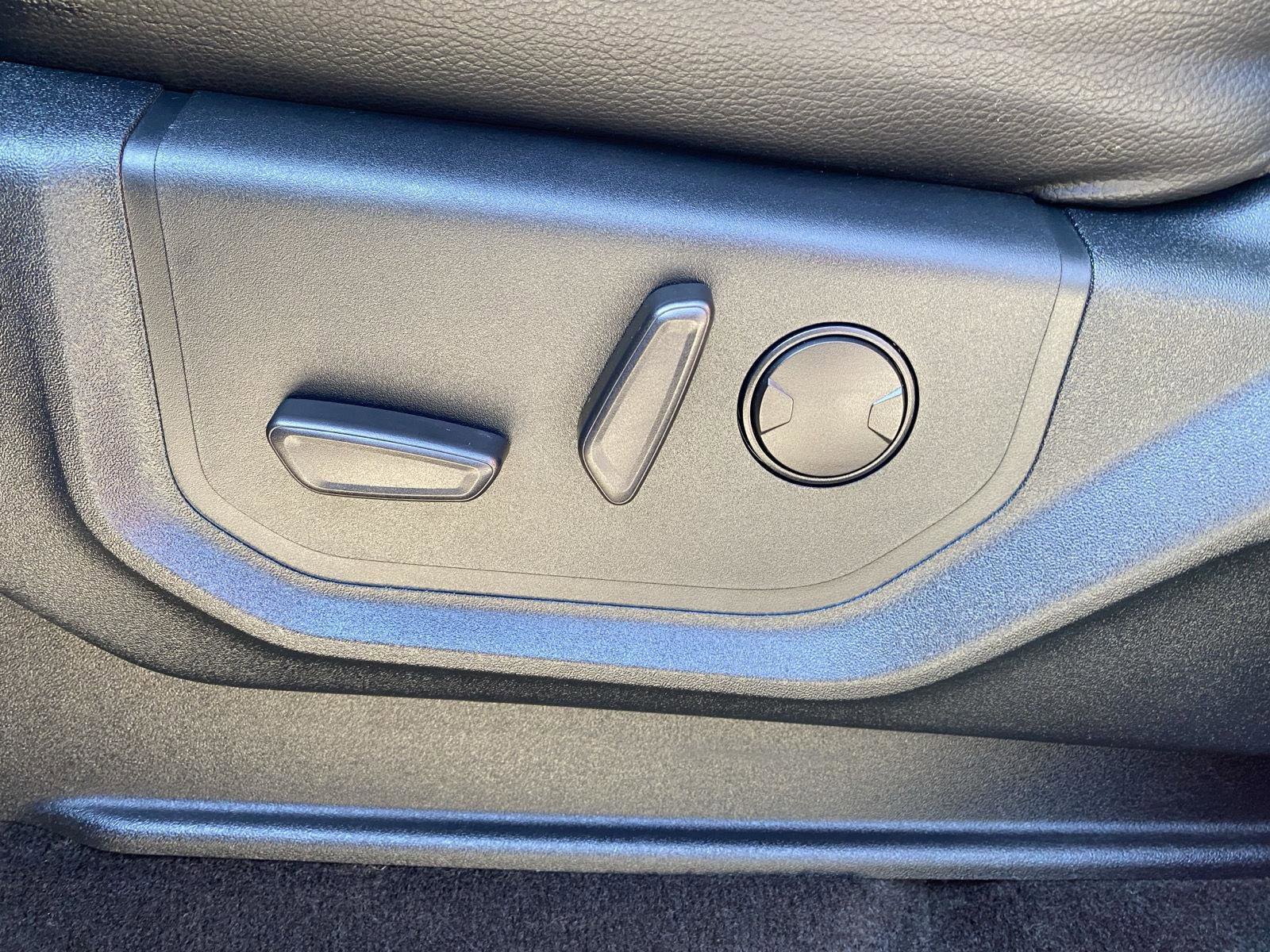 Used 2020 Ford Expedition XLT w/ Equipment Group 202A image 20