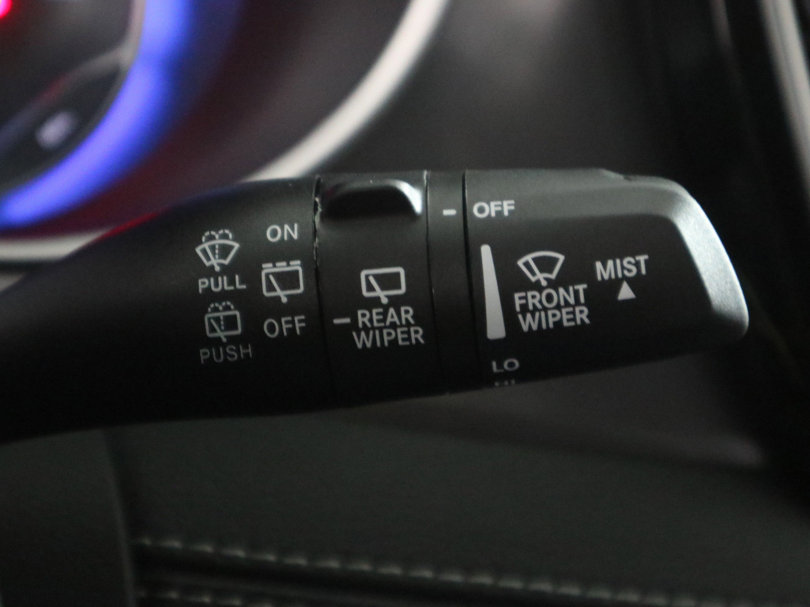 New 2026 Chrysler Pacifica Select image 32