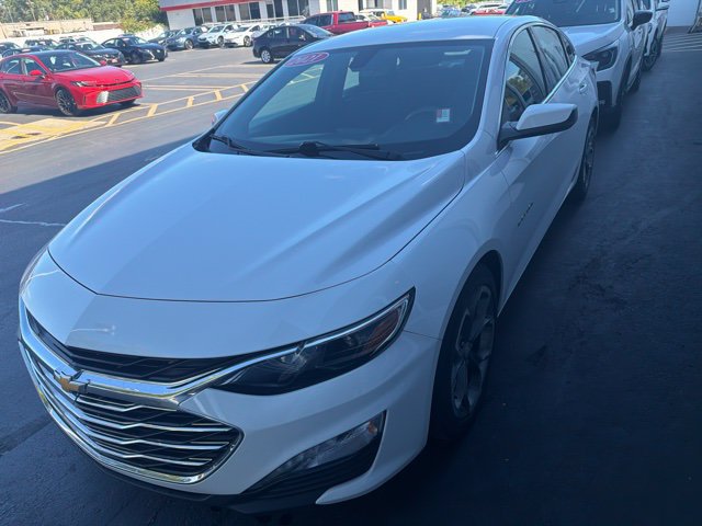 Used 2021 Chevrolet Malibu LT FWD image 2