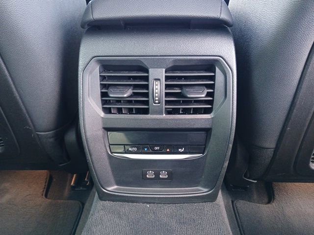 Used 2021 BMW 330e w/ Convenience Package image 13