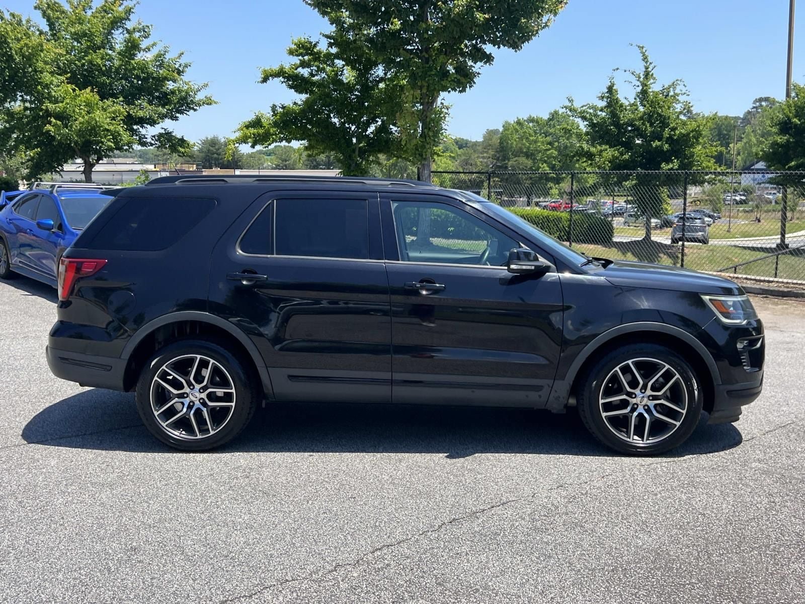 Used 2019 Ford Explorer Sport w/ Equipment Group 401A AWD/4WD image 8