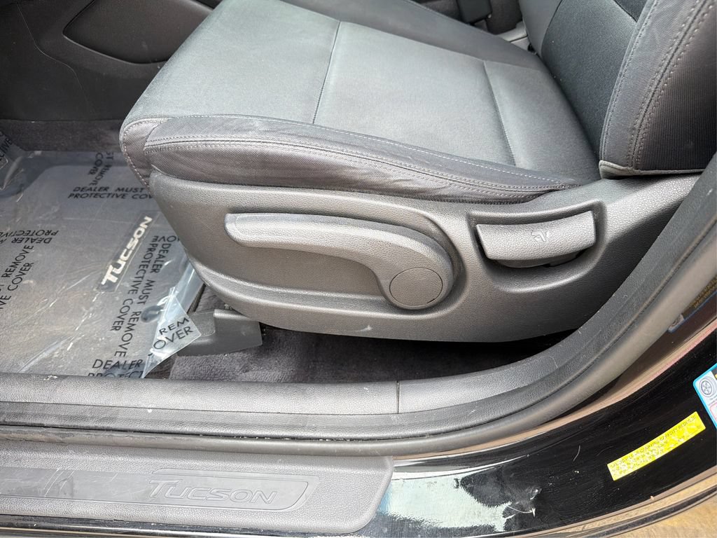 Used 2018 Hyundai Tucson SE FWD image 17