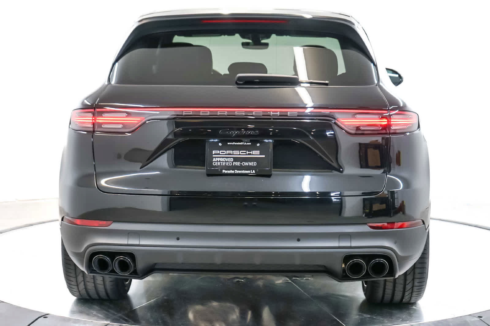 Certified 2023 Porsche Cayenne Platinum Edition AWD/4WD image 10
