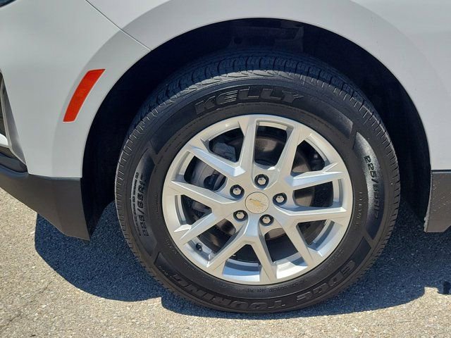 Used 2023 Chevrolet Equinox LT AWD/4WD image 8