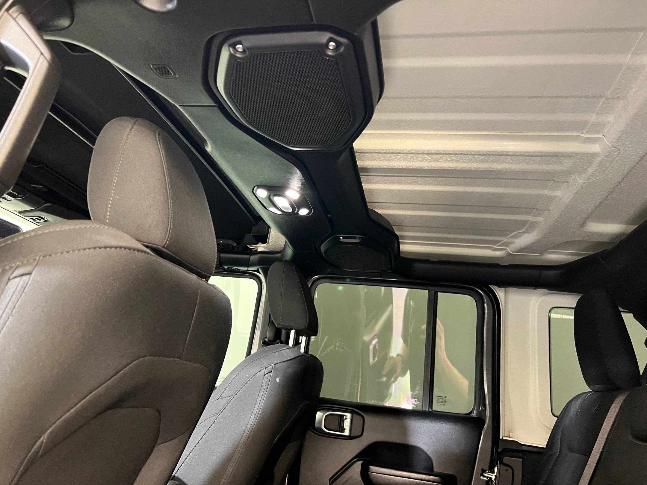 Used 2021 Jeep Wrangler Unlimited Sport image 14