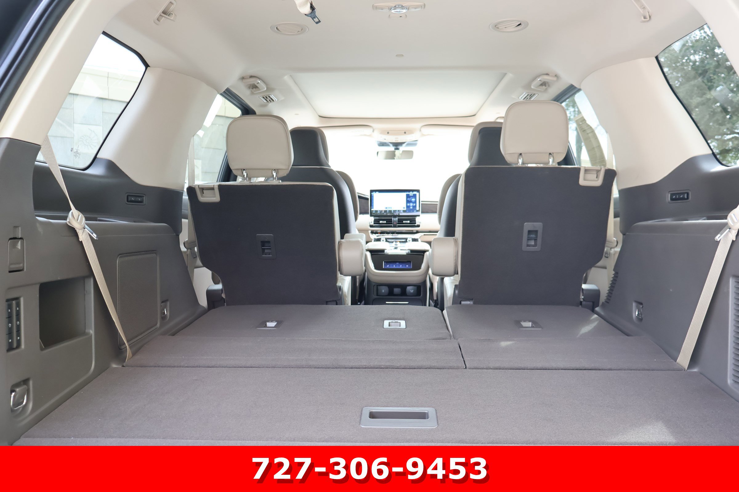 Used 2024 Lincoln Navigator Reserve image 24
