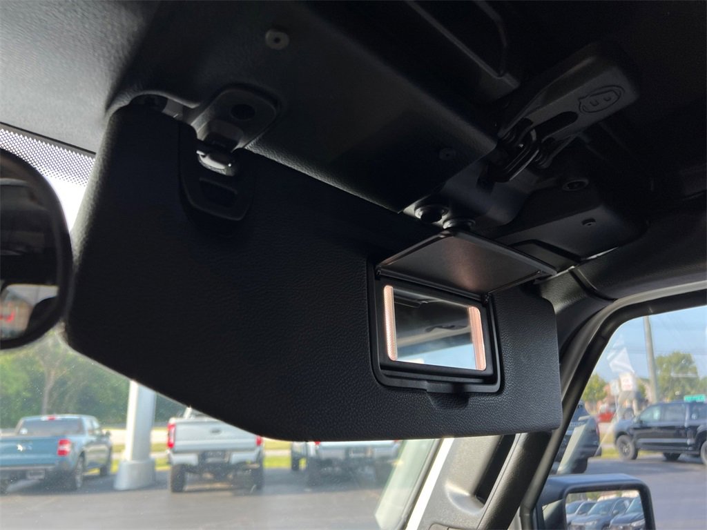 Certified 2021 Jeep Gladiator Sport image 32