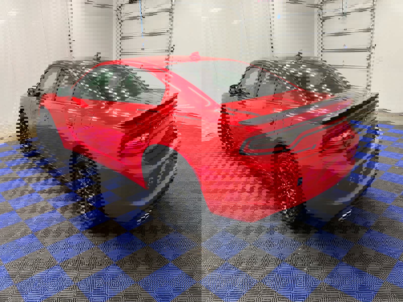 Used 2019 Dodge Charger SXT w/ Plus Group image 8