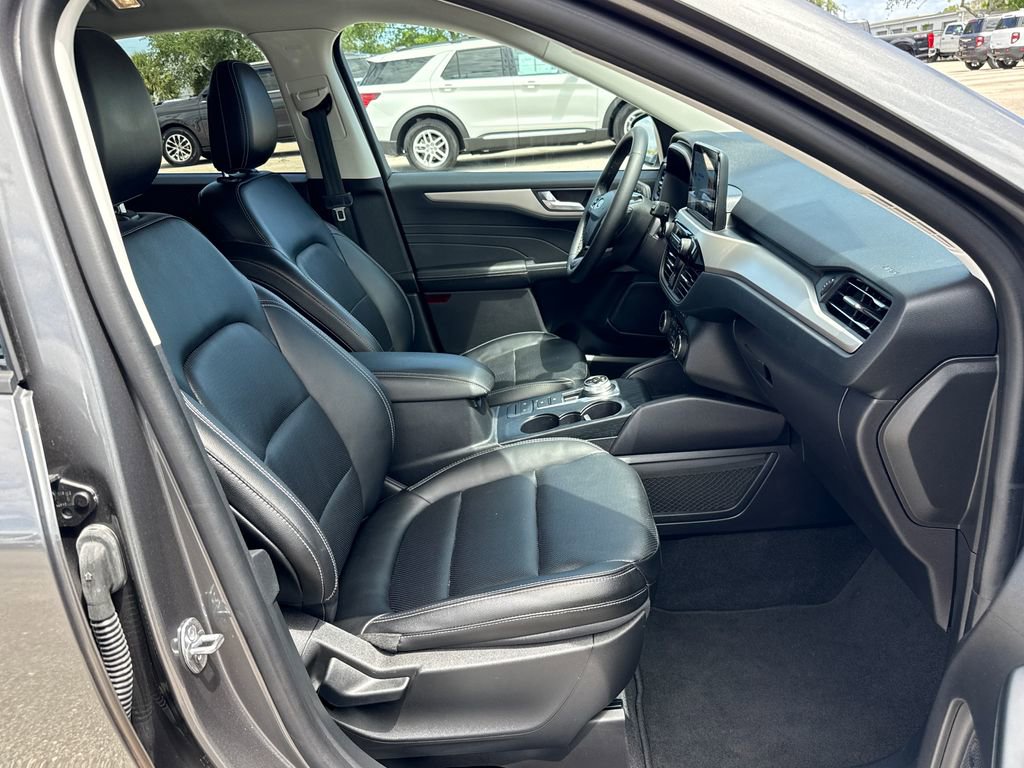 Used 2022 Ford Escape SEL FWD image 26