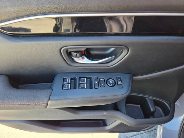 Used 2025 Honda Pilot Sport image 17