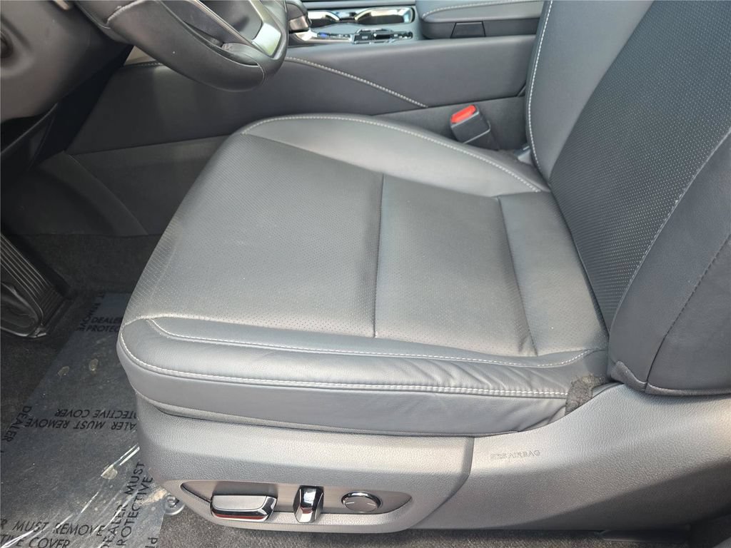 Used 2023 Lexus RX 350 Premium w/ Accessory Package (Z1) FWD image 18