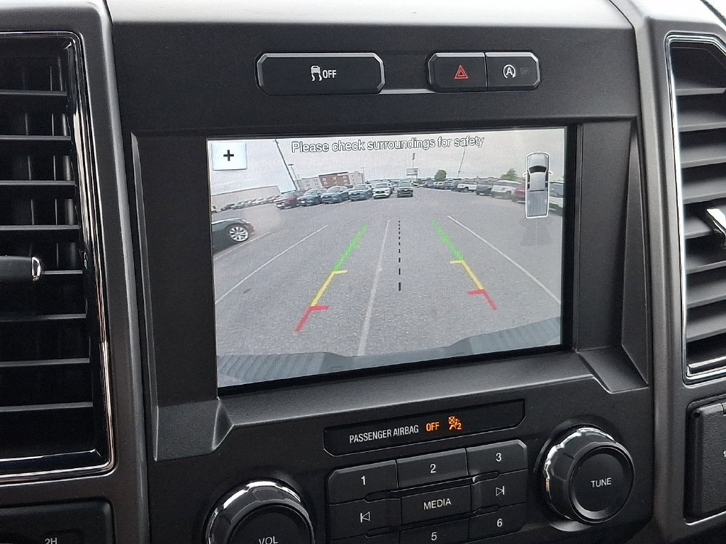 Certified 2018 Ford F150 XLT w/ Equipment Group 302A Luxury AWD/4WD image 17