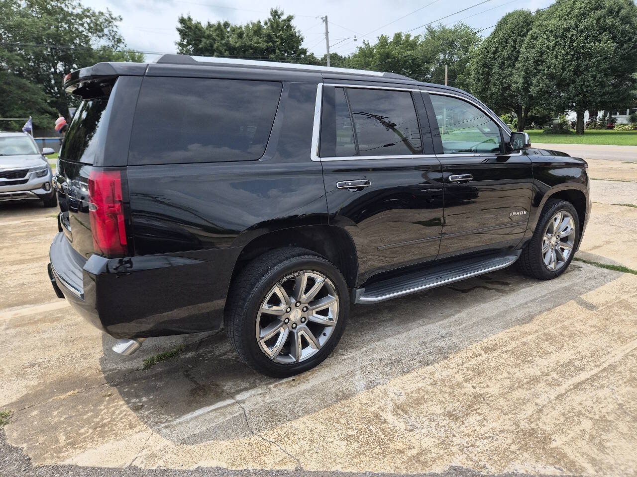 Used 2017 Chevrolet Tahoe Premier RWD image 7