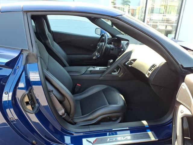 Used 2017 Chevrolet Corvette Stingray Coupe w/ 1LT image 19