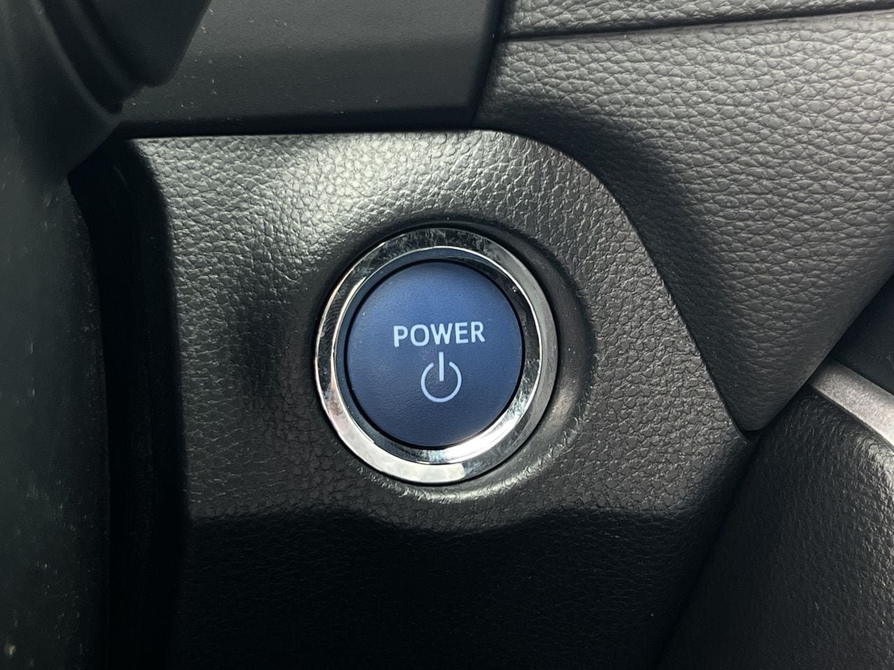 Used 2022 Toyota RAV4 XSE AWD/4WD image 21