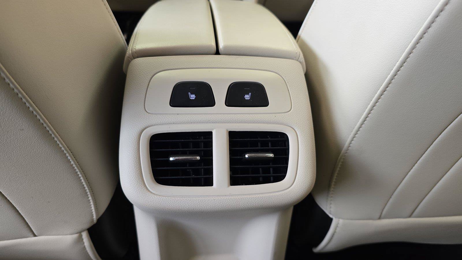 Used 2023 Buick Envision Avenir FWD image 20