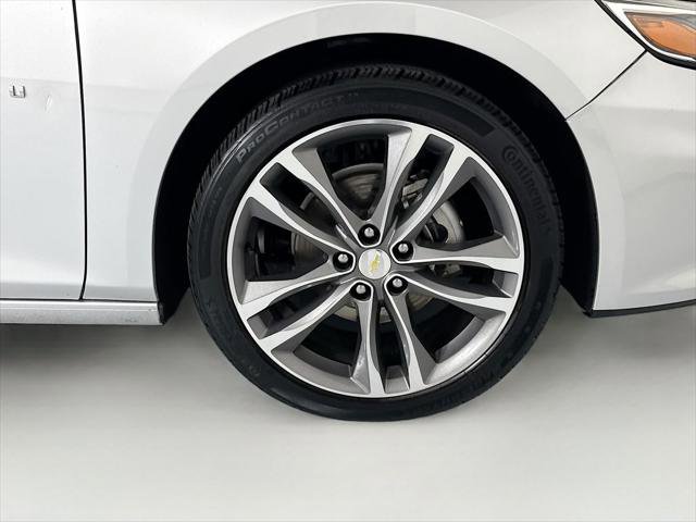 Used 2022 Chevrolet Malibu LT image 32