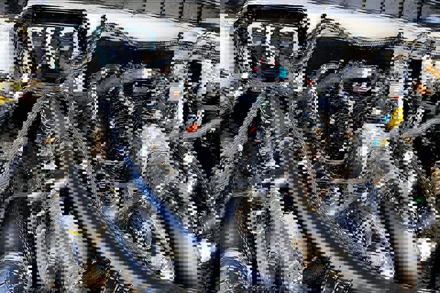 Used 2025 Ford Bronco Badlands image 37