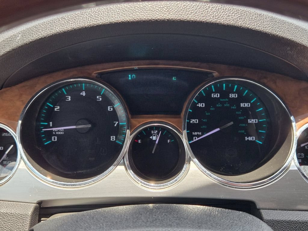 Used 2009 Buick Enclave CXL w/ Driver Confidence Package AWD/4WD image 10