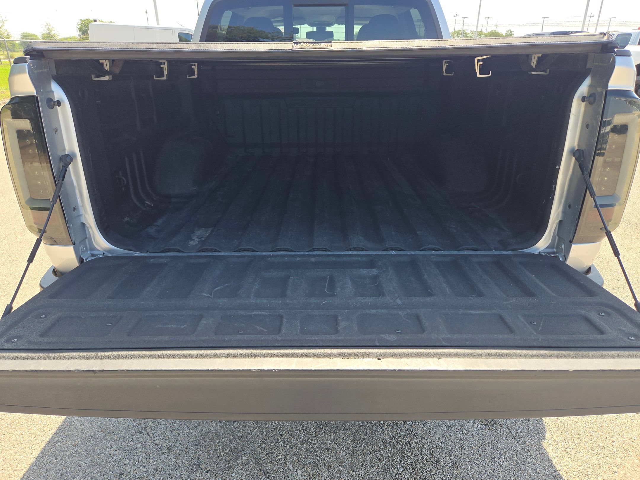 Used 2018 Chevrolet Colorado ZR2 AWD/4WD image 24