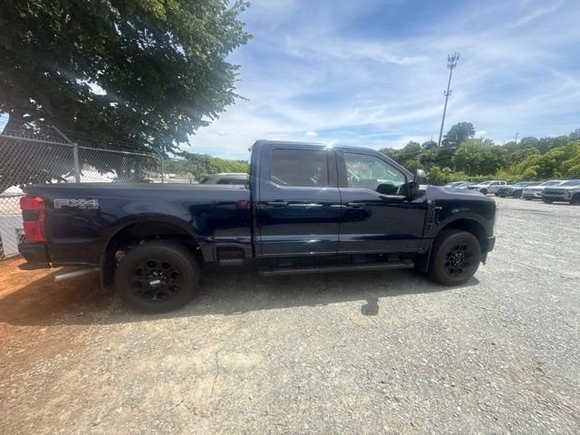 Used 2024 Ford F250 XLT w/ Black Appearance Package AWD/4WD image 7