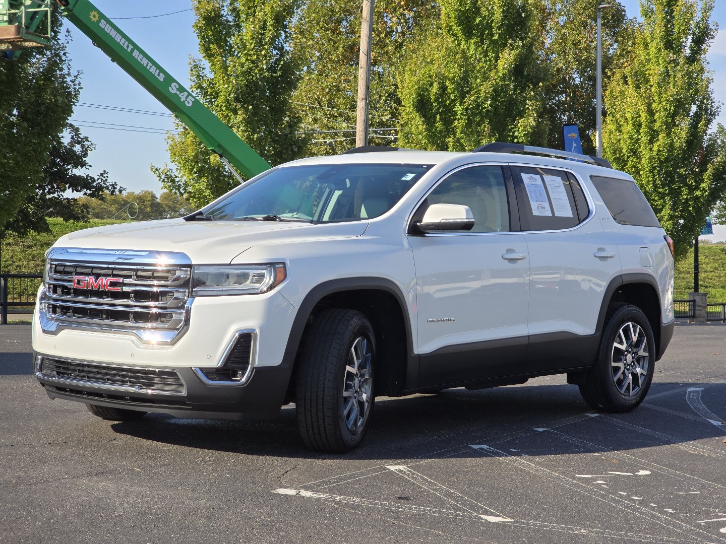 Certified 2023 GMC Acadia SLT AWD/4WD image 21