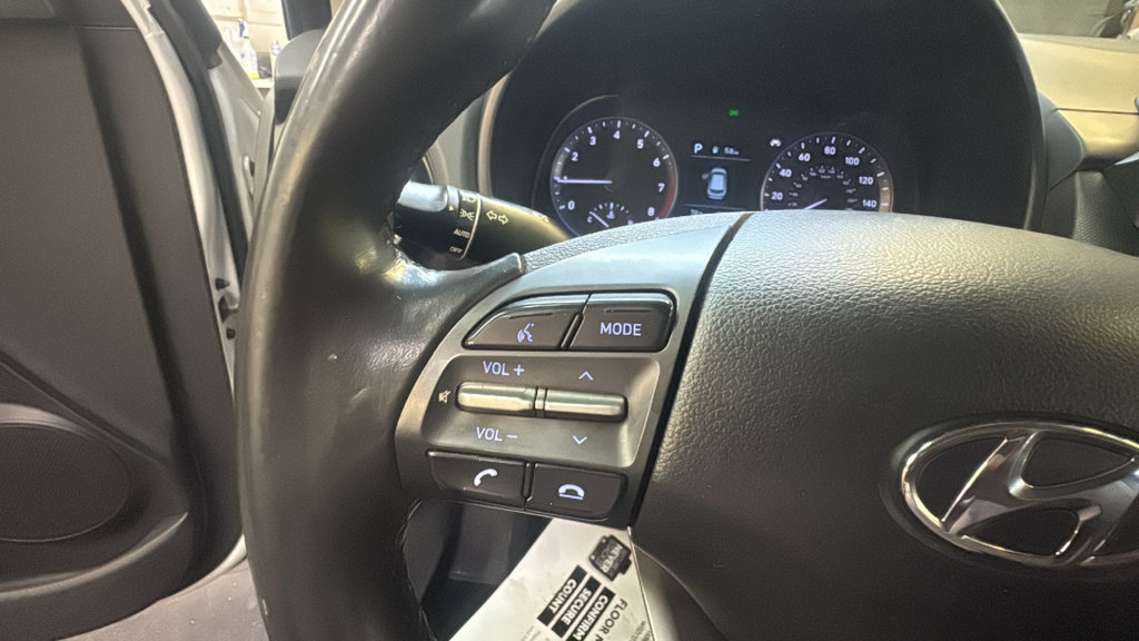 Used 2019 Hyundai Kona SEL AWD/4WD image 16