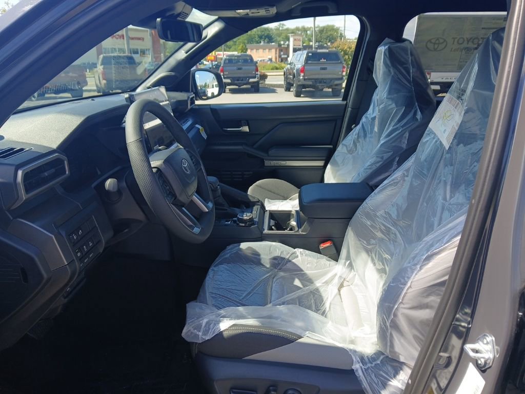 New 2025 Toyota Tacoma TRD Off-Road image 6