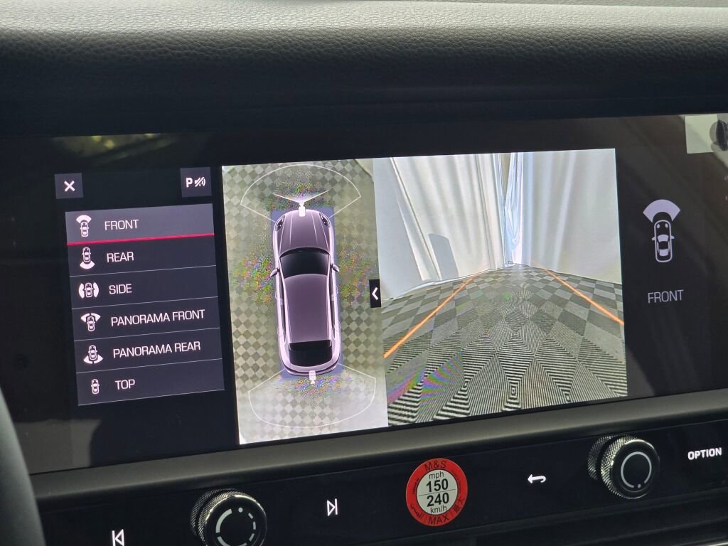 New 2026 Porsche Macan image 40