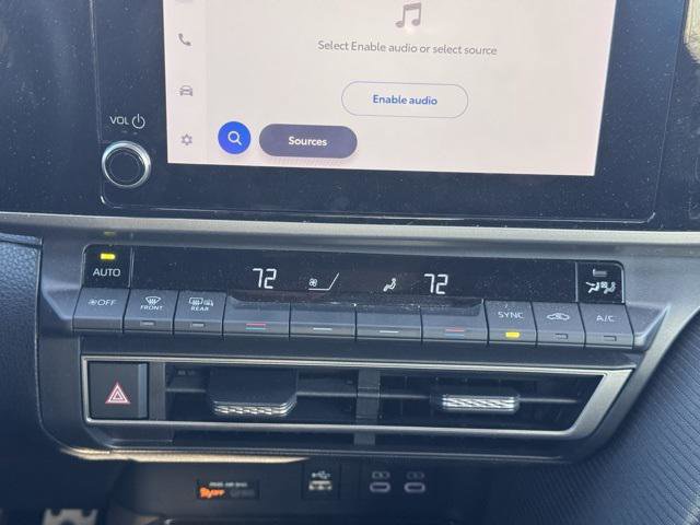 Certified 2025 Toyota Camry SE image 20