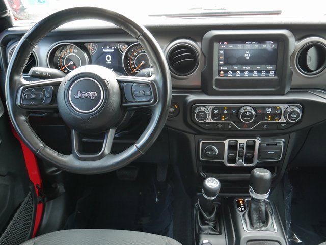 Used 2022 Jeep Gladiator Willys image 18