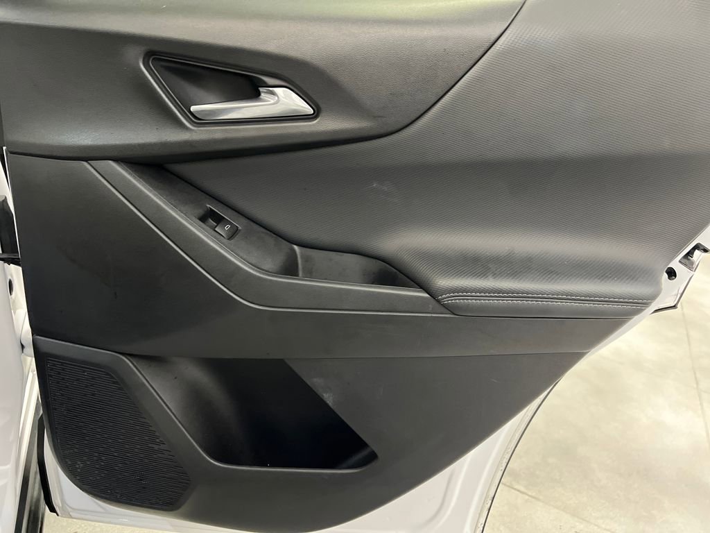 Used 2025 Chevrolet Equinox LT image 20