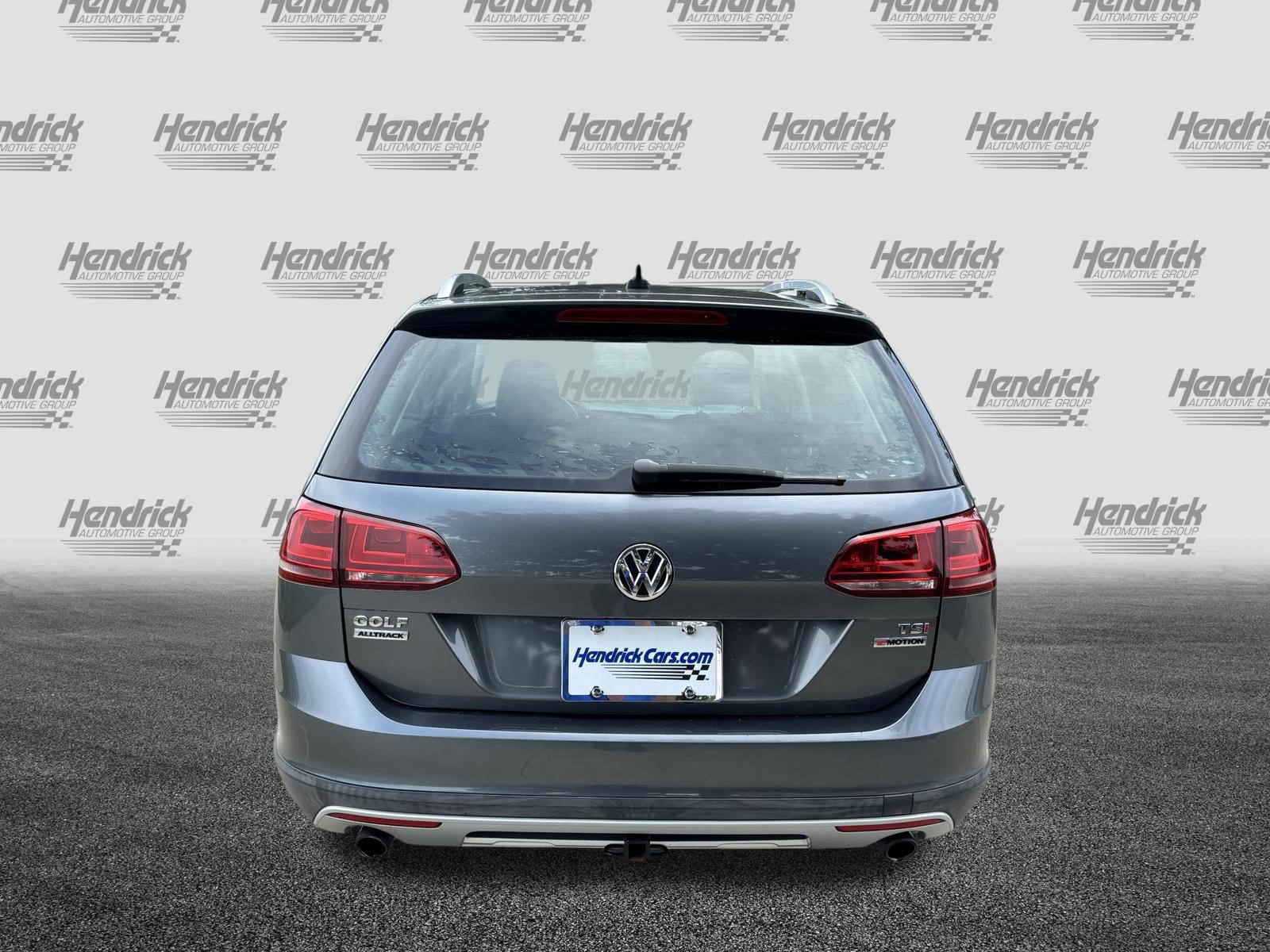 Used 2017 Volkswagen Golf Alltrack S AWD/4WD image 9