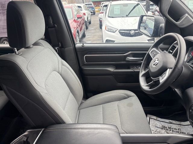 Used 2024 RAM 1500 Big Horn image 30