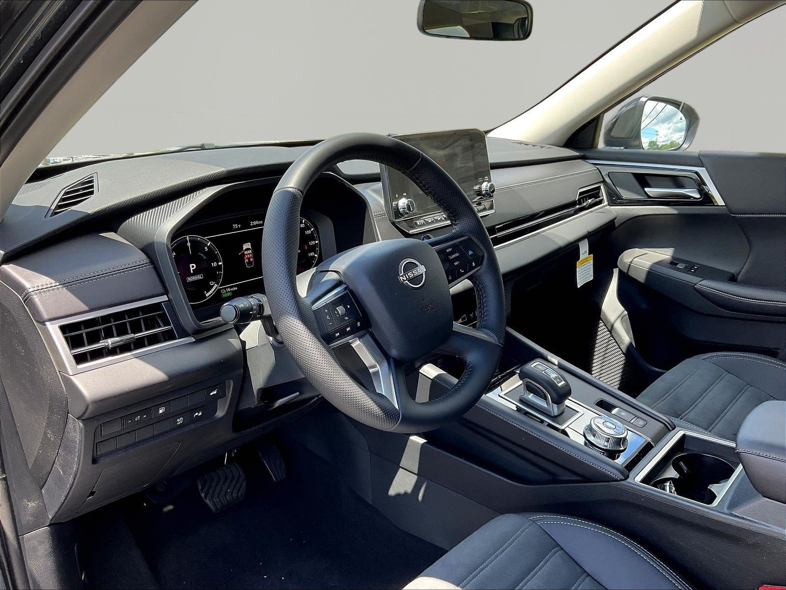 New 2026 Nissan Rogue SL AWD/4WD image 15