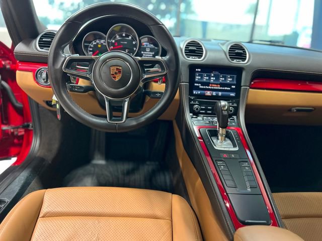 Used 2018 Porsche 718 Cayman Base image 24